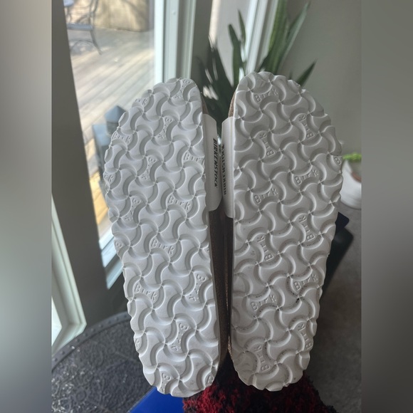 BIRKENSTOCK MADRID SANDALS IN WHITE 35 EU (4-4.5 US) - Picture 8 of 9